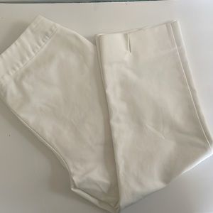 Gallia Moda white cropped pants size 10